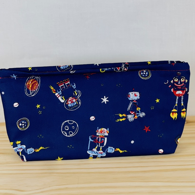 Trousse de maquillage ou trousse à crayons